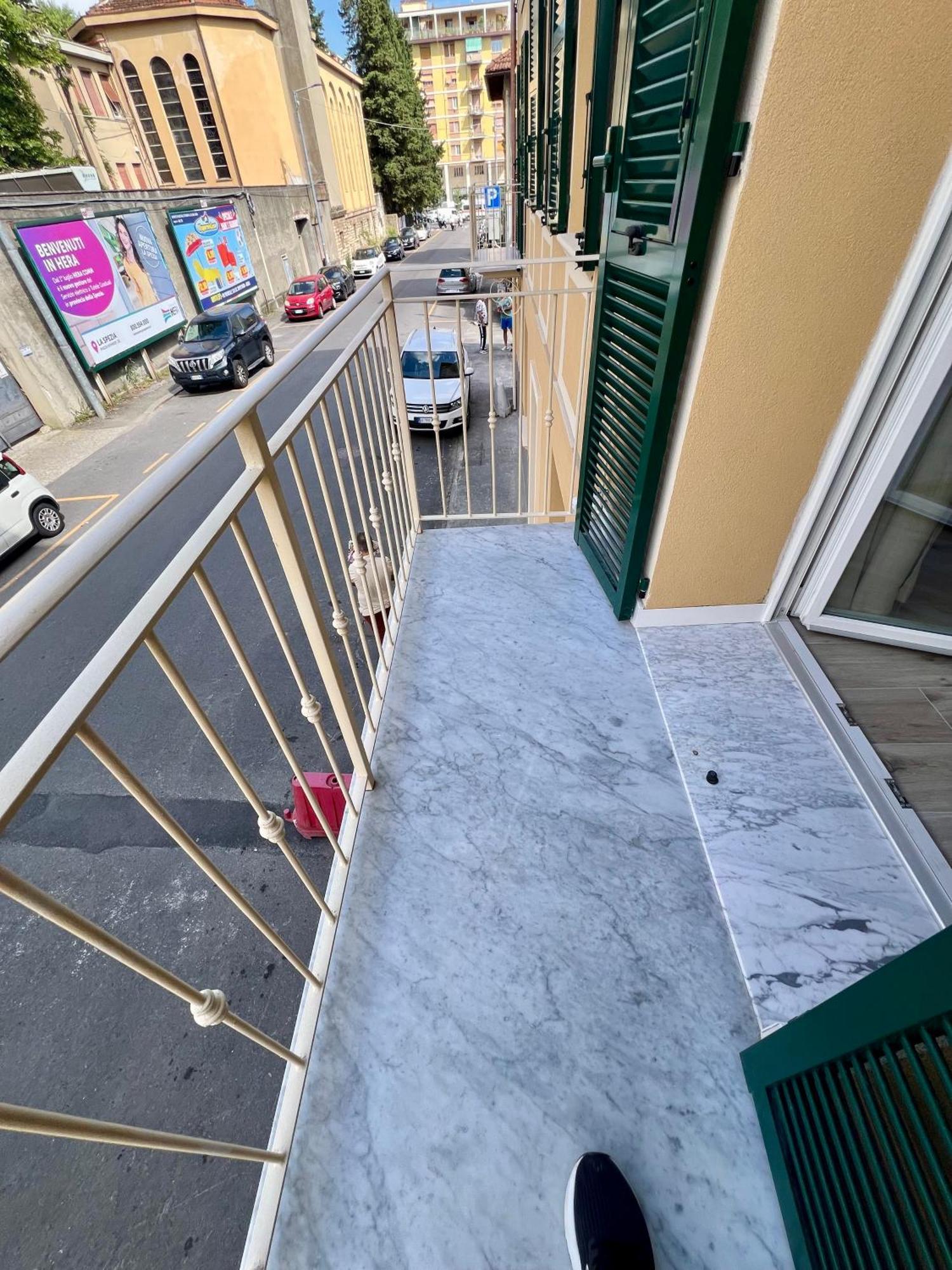Cinque Terre Hub Suite Art ลาสเปเซีย ภายนอก รูปภาพ